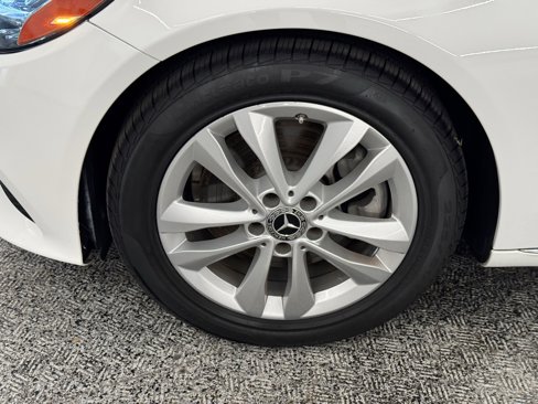 Used 2019 Mercedes-Benz C 300 Sedan image 7