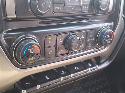 Used 2015 Chevrolet Silverado 2500 LT w/ LT Convenience Package image 19
