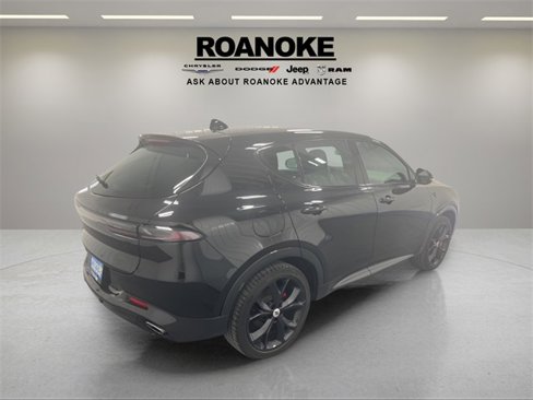 Used 2024 Dodge Hornet R/T image 9