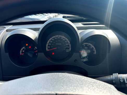 Used 2011 Dodge Nitro Heat image 19