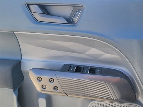 New 2025 Ford Maverick XL image 15