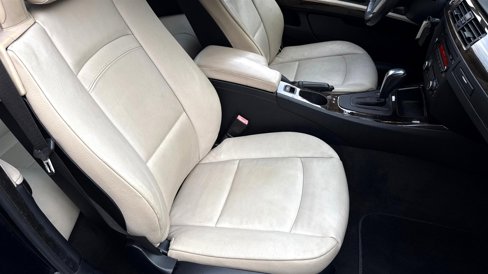 Used 2011 BMW 328i Convertible image 39
