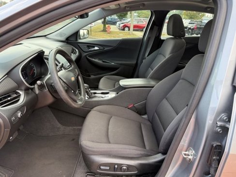 Used 2024 Chevrolet Malibu LT image 12