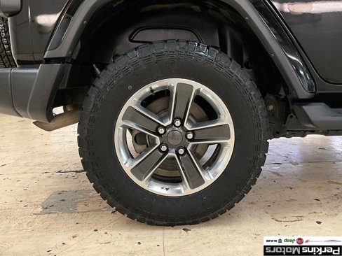 Used 2022 Jeep Wrangler Unlimited Sahara image 15