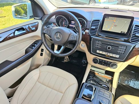 Certified 2019 Mercedes-Benz GLS 450 4MATIC image 33