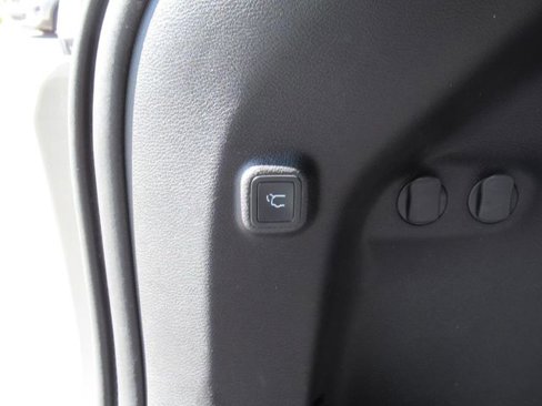 Used 2022 Jeep Cherokee Trailhawk w/ Premium Leather Package image 32
