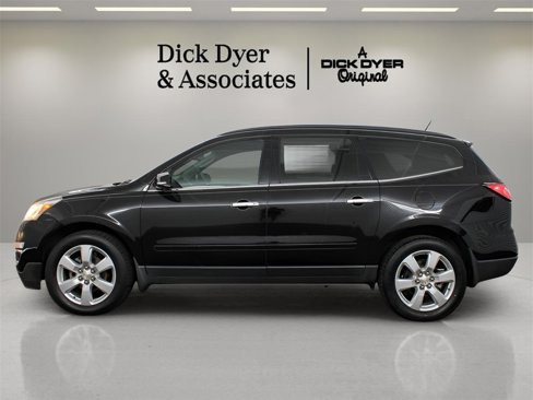 Used 2016 Chevrolet Traverse LT w/ Style and Technology Package image 35