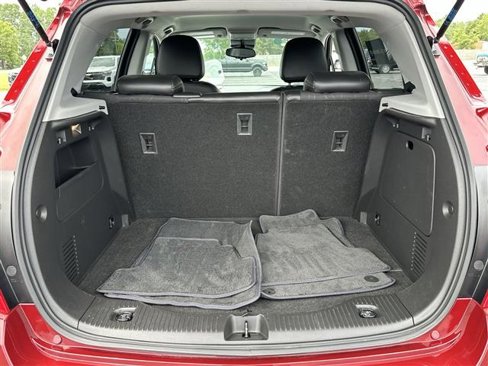 Certified 2022 Chevrolet Trax LT w/ LT Convenience Package image 25