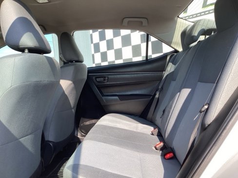 Used 2015 Toyota Corolla L image 23