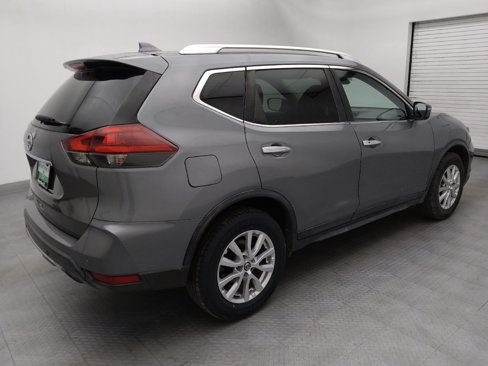 Used 2019 Nissan Rogue SV image 10