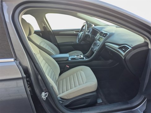 Used 2017 Ford Fusion S image 18