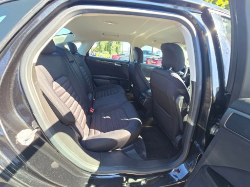 Used 2015 Ford Fusion SE w/ Equipment Group 201A image 14