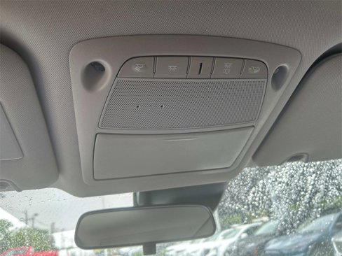 Used 2020 Nissan Rogue SV image 32