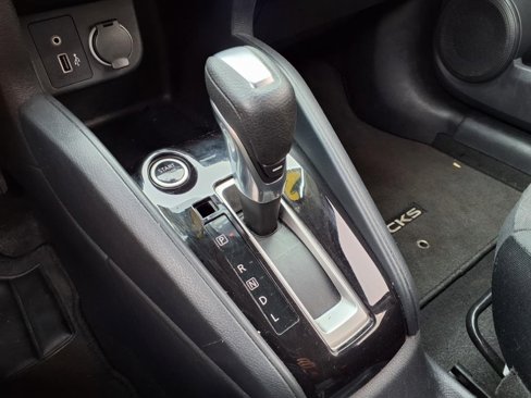 Used 2021 Nissan Kicks S image 13
