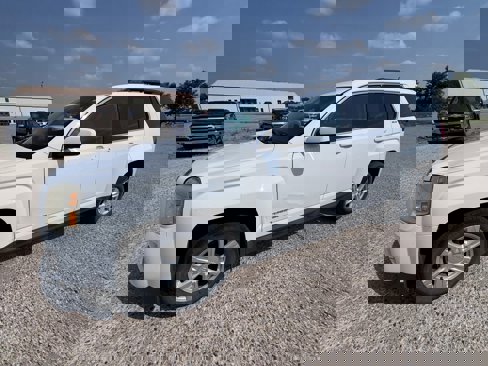Used 2014 GMC Terrain SLE image 5