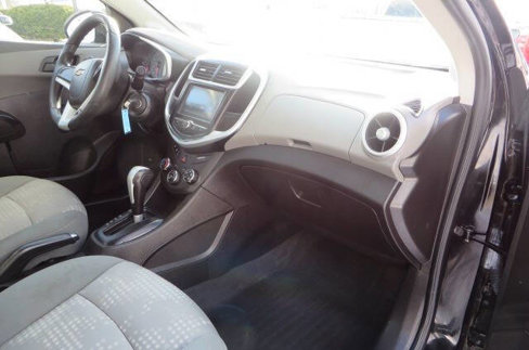 Used 2017 Chevrolet Sonic LS image 17