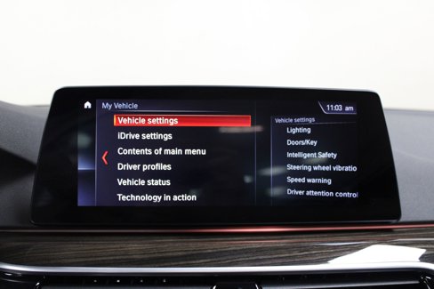 Used 2019 BMW 540i w/ M Sport Package image 31