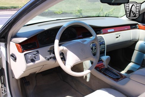 Used 2002 Cadillac Eldorado Collector's Edition image 17