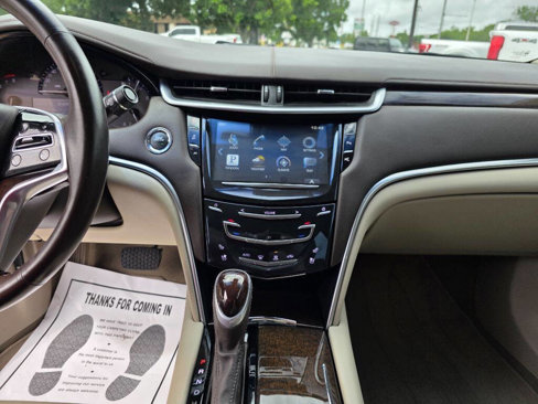Used 2015 Cadillac XTS Luxury w/ Driver Awareness Package image 22