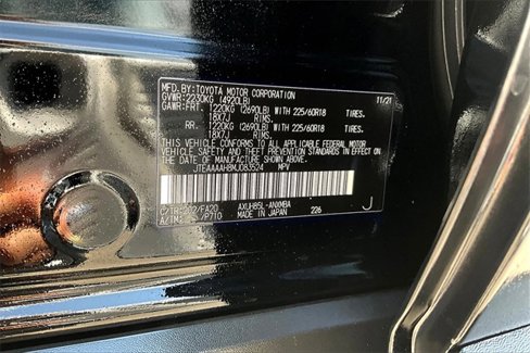 Used 2021 Toyota Venza LE image 33
