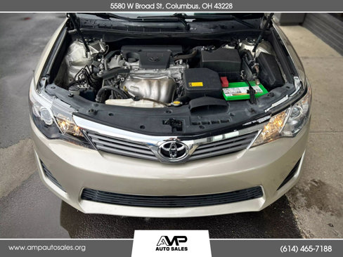 Used 2013 Toyota Camry L image 21