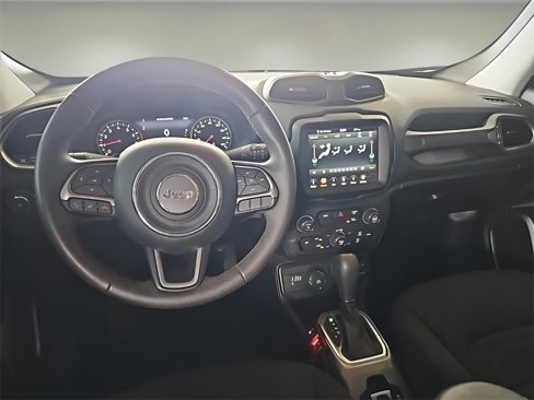 Used 2022 Jeep Renegade Latitude image 28