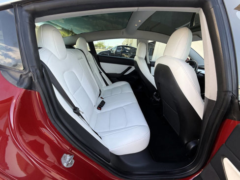 Used 2019 Tesla Model 3 Long Range image 25