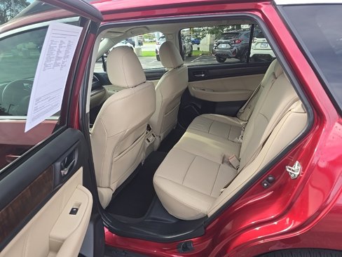 Used 2018 Subaru Outback 3.6R Limited image 13