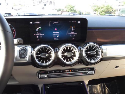 Certified 2022 Mercedes-Benz GLB 250 4MATIC image 14