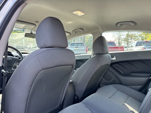 Used 2018 Kia Forte LX w/ Sports Package image 25
