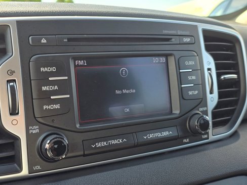 Used 2017 Kia Sportage LX image 29