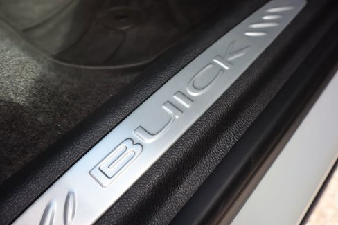 Used 2017 Buick Envision Essence image 44