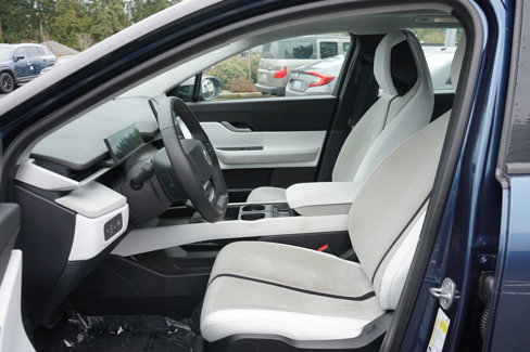 Used 2023 Fisker Ocean One image 21