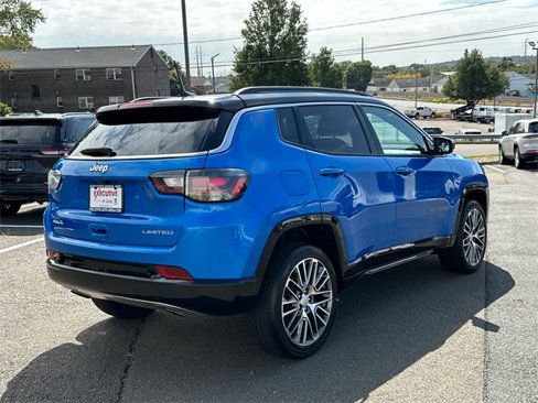 Used 2023 Jeep Compass Limited w/ Elite Group image 4