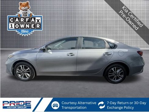 Used 2023 Kia Forte LXS w/ LXS Technology Package image 4