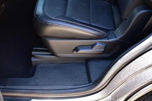 Used 2020 Ford Explorer Limited image 24
