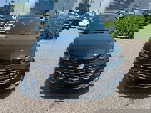 Used 2016 Chevrolet Malibu LT image 3