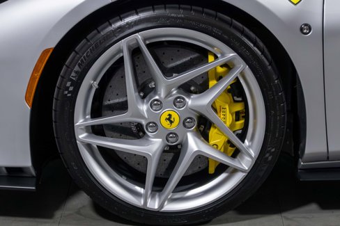 Used 2022 Ferrari F8 Tributo image 15