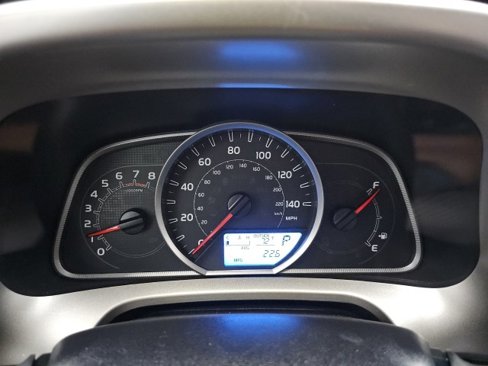 Used 2013 Toyota RAV4 LE image 25