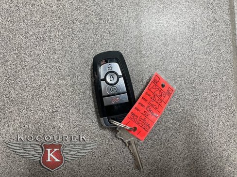 Used 2022 Ford Escape SE w/ Cold Weather Package image 25