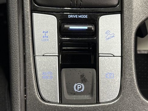 Used 2022 Hyundai Santa Cruz SEL Premium image 22