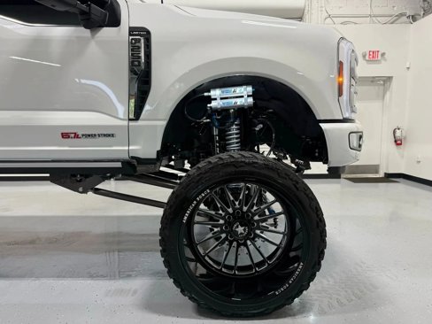 Used 2024 Ford F250 Limited image 18