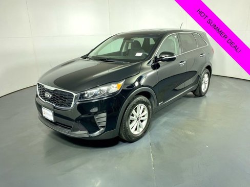 Used 2020 Kia Sorento LX image 2