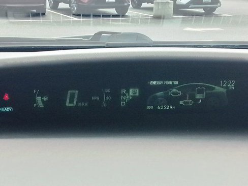 Used 2015 Toyota Prius Three image 12