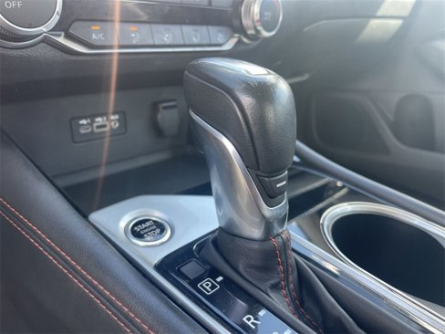 Used 2024 Nissan Altima 2.5 SR image 19