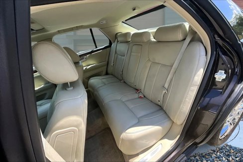 Used 2008 Cadillac DTS image 24