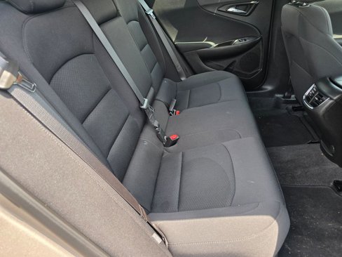 Used 2023 Chevrolet Malibu LT image 17
