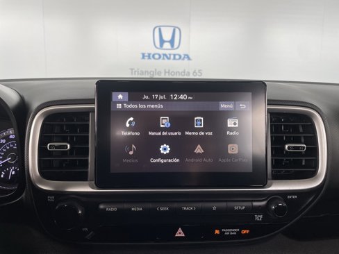 Used 2020 Hyundai Venue SE image 21