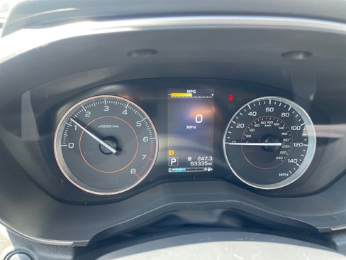 Used 2018 Subaru Crosstrek 2.0i Limited image 3