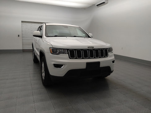 Used 2020 Jeep Grand Cherokee Laredo image 14